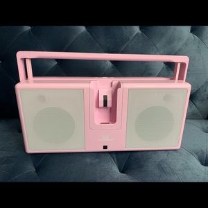 Vintage MTX Audio IThunder Portable Ipod mp3 Boombox Speaker Pink